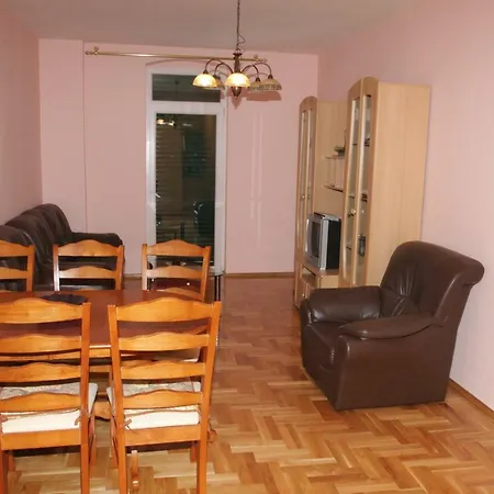 Apartment Paula Makarska