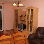 Paula شقة
